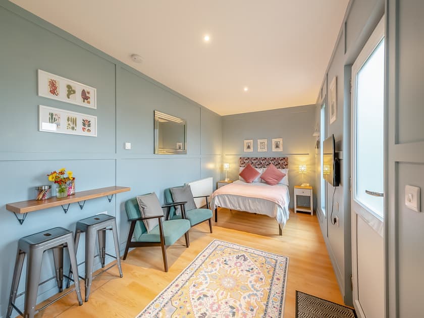 Interior | Willow Lodge 2 - Willow Lodges, Taunton