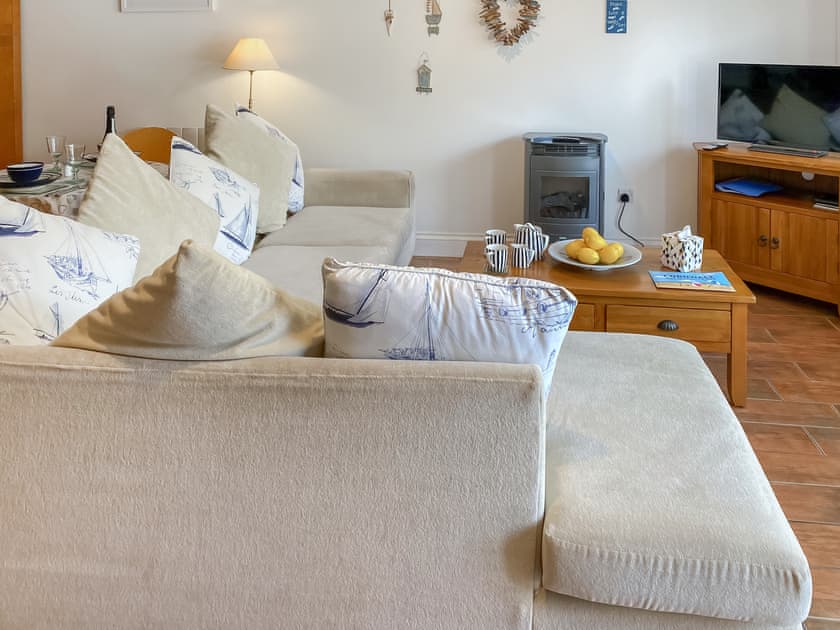 Open plan living space | Atlantic Cottage - Rosevidney Manor Barns, Crowlas, near Penzance