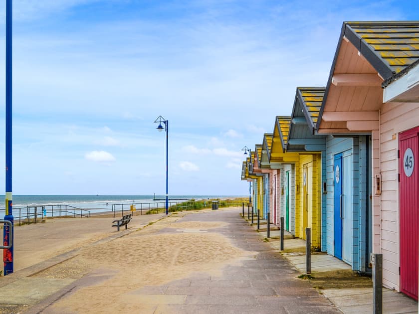 Exterior | Melody’s  Beach Lodge, Skegness
