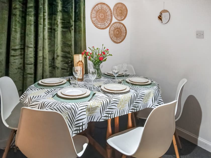 Dining Area | The Hobbit, Fraserburgh