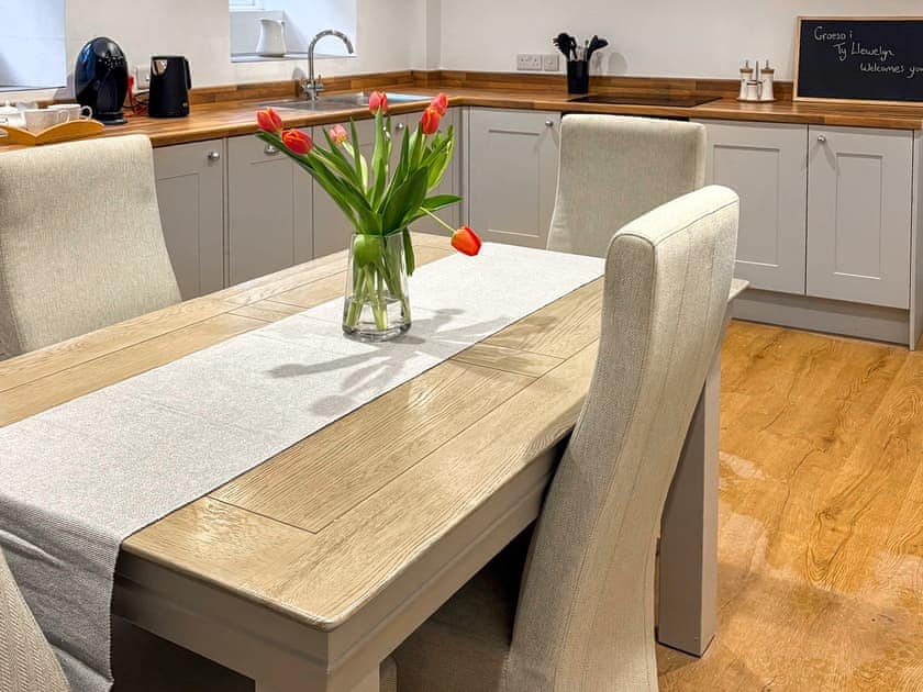 Kitchen/diner | Ty Llewelyn, Conwy