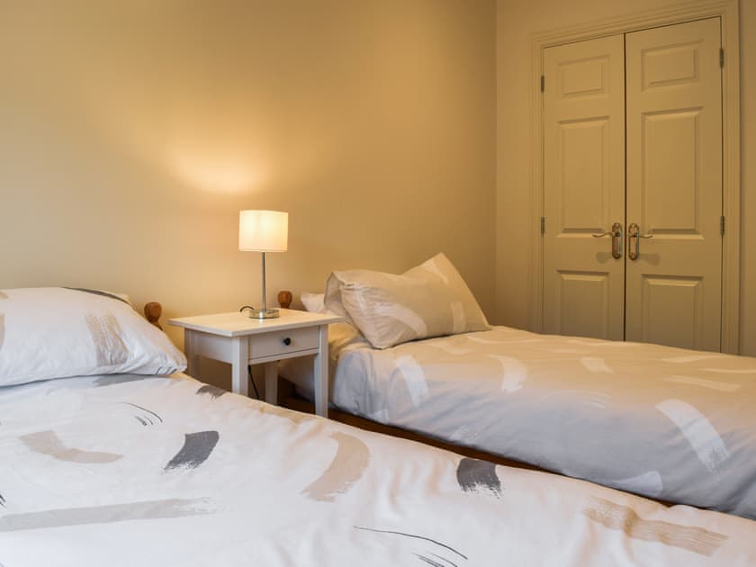 Twin bedroom | The Mount View, Towcester