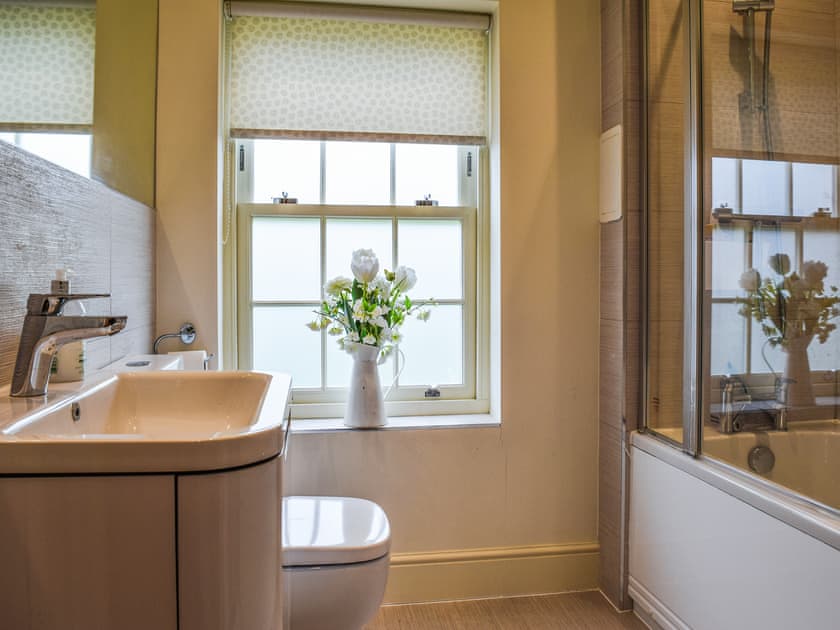 Bathroom | The Mount View, Towcester