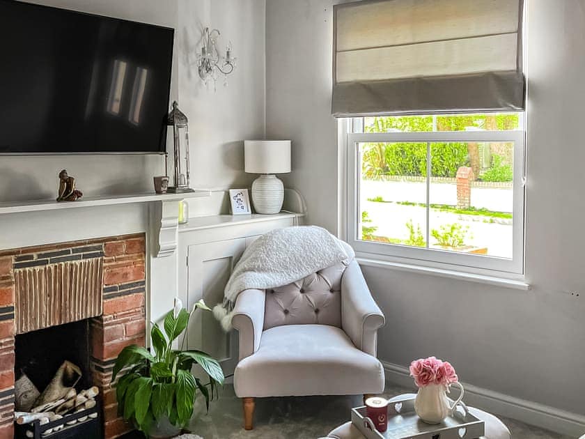 Living area | Lavender Cottage, Frinton-on-Sea