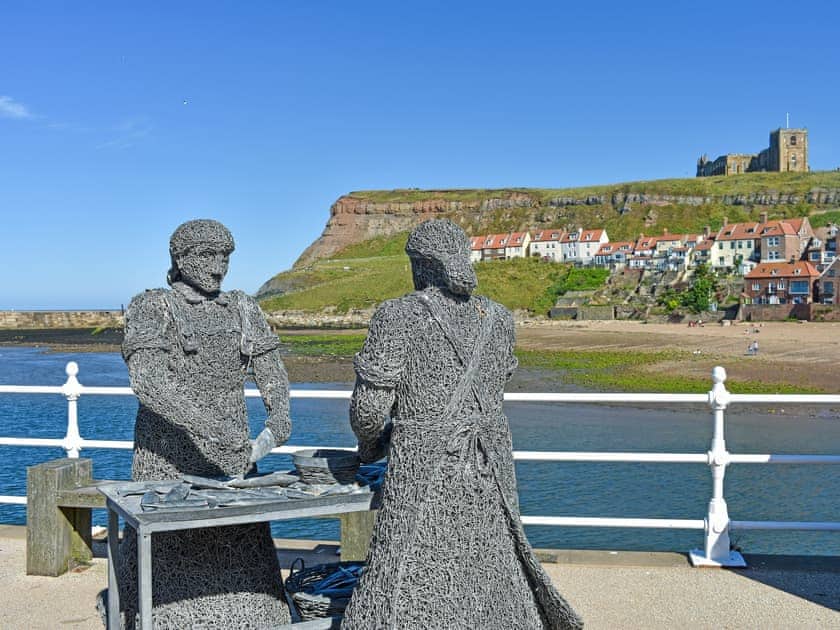 Surrounding area | Sullys House, Whitby