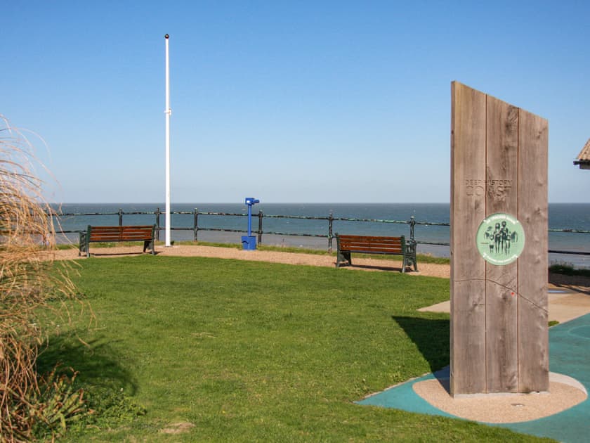 Surrounding area | The Bee’s Knees - Country Cottages Norfolk, Mundesley