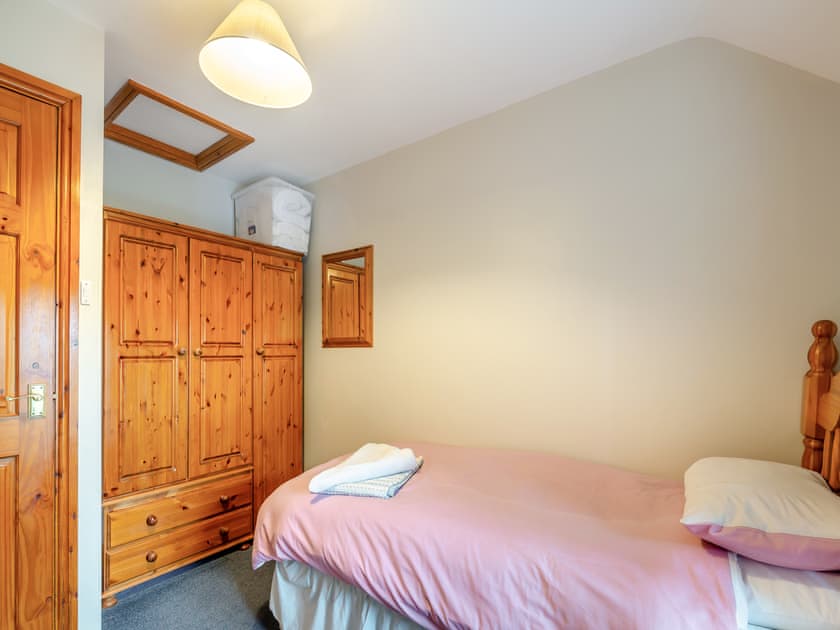Single bedroom | The Granary - Hopgrove Farm Cottages, York