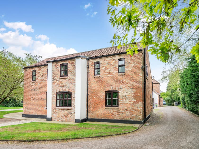 Exterior | Little Barn - Hopgrove Farm Cottages, York