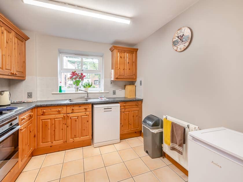 Kitchen | Big Barn - Hopgrove Farm Cottages, York