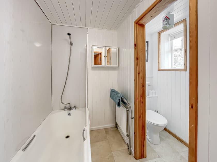 Bathroom | Haven Lodge - Haven Cottages, Eyemouth
