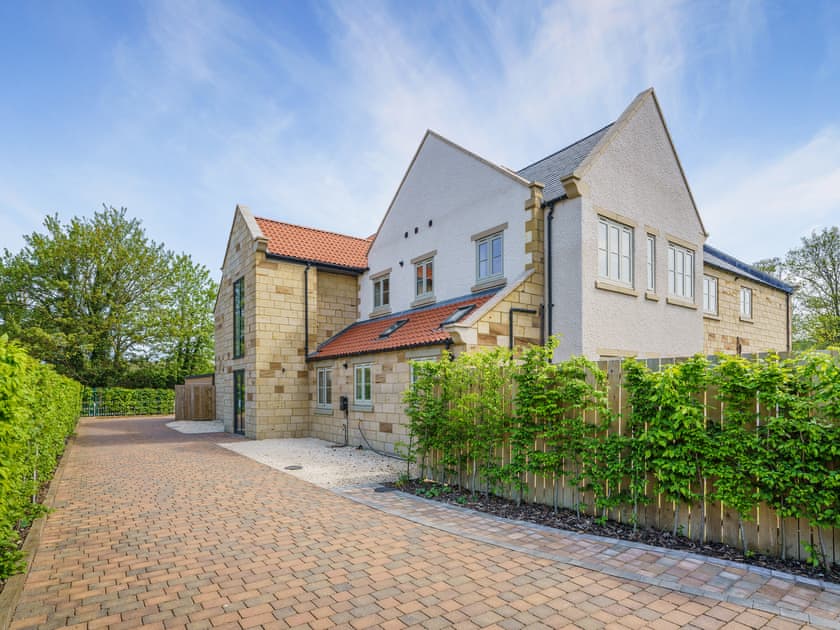 Exterior | Spire View, Ruswarp