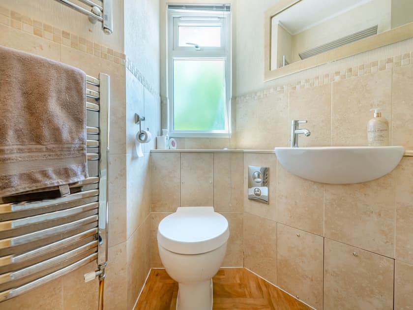 Bathroom | Willowbank Lodge, Stratford-Upon-Avon