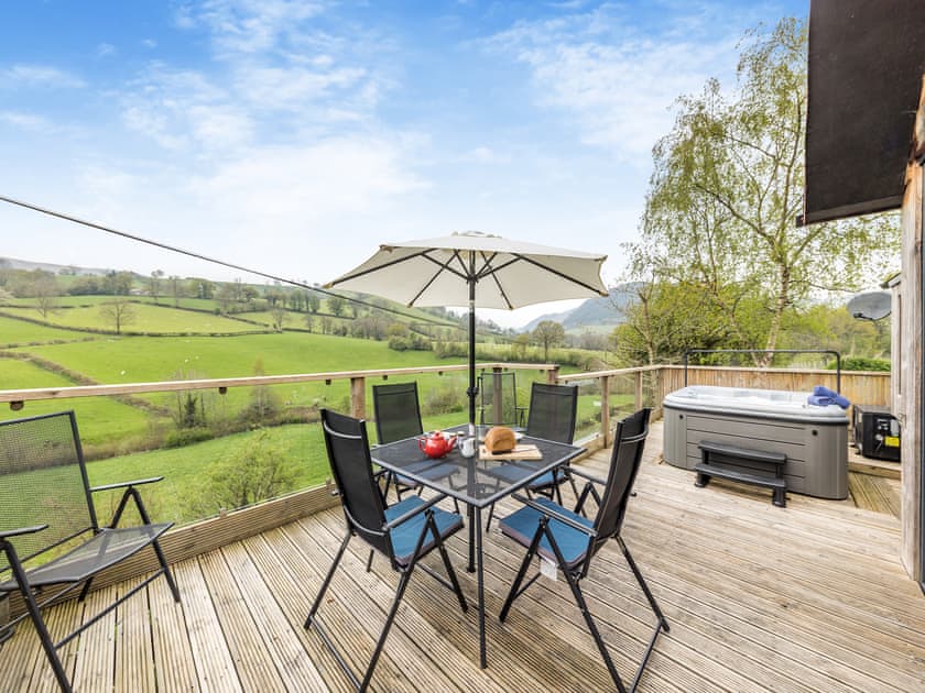 Sitting-out-area | Wern Ddu Cottage, Penybontfawr, near Oswestry
