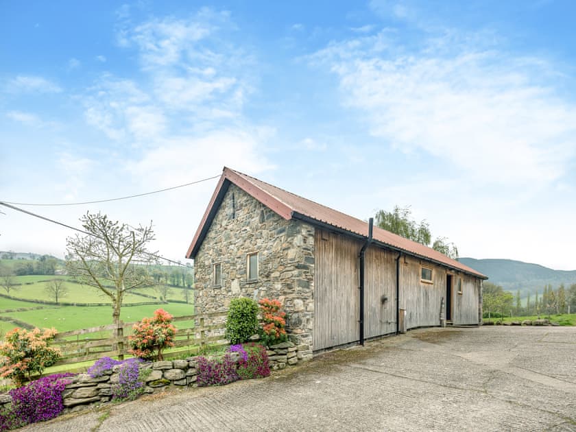 Exterior | Wern Ddu Cottage, Penybontfawr, near Oswestry