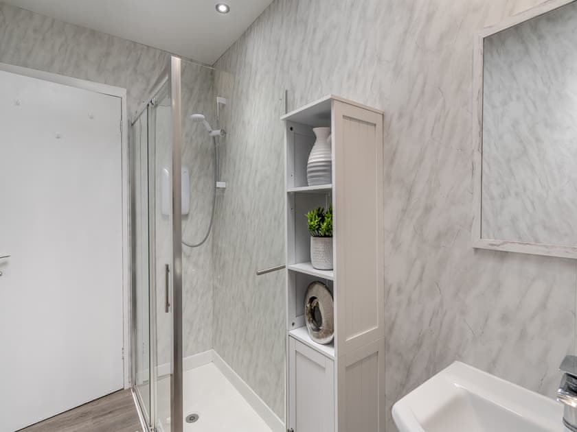 Shower room | The Mulberry, Lamlash