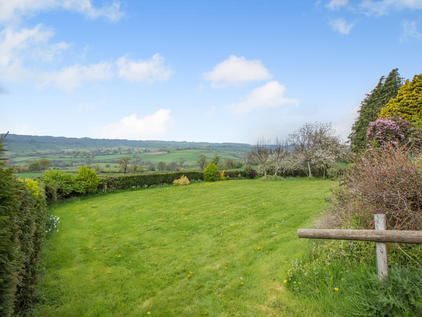 Exterior | Osmore Orchard, Membury