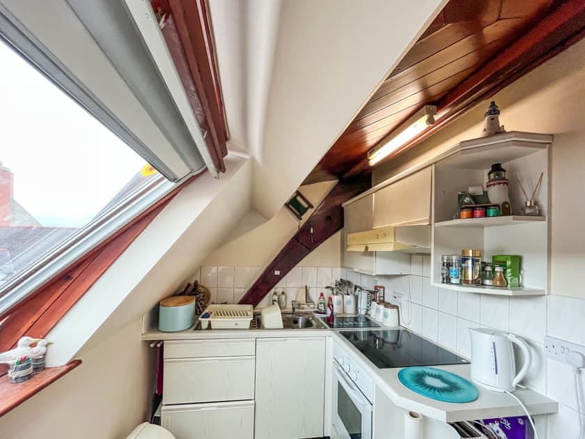 Kitchen area | Chapel Court Loft Apartment, Beamauris