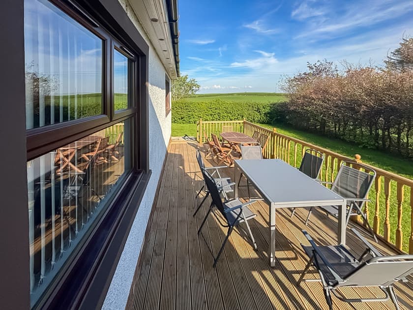 Decking | Rowan Muir, Crosshouse, near Kilmarnock