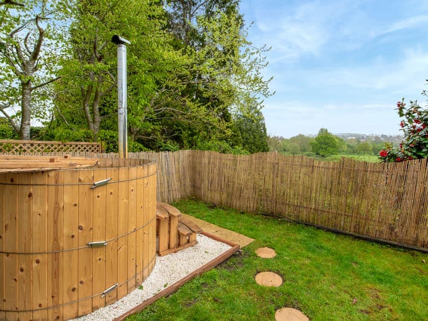 Hot tub | Chapter Meadow, Worcester