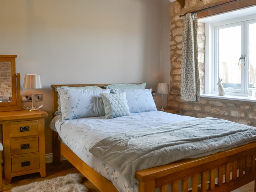 Double bedroom | Metlands Farm Holidays- The Dairy - Metlands Farm Holidays, Bempton, near Bridlington