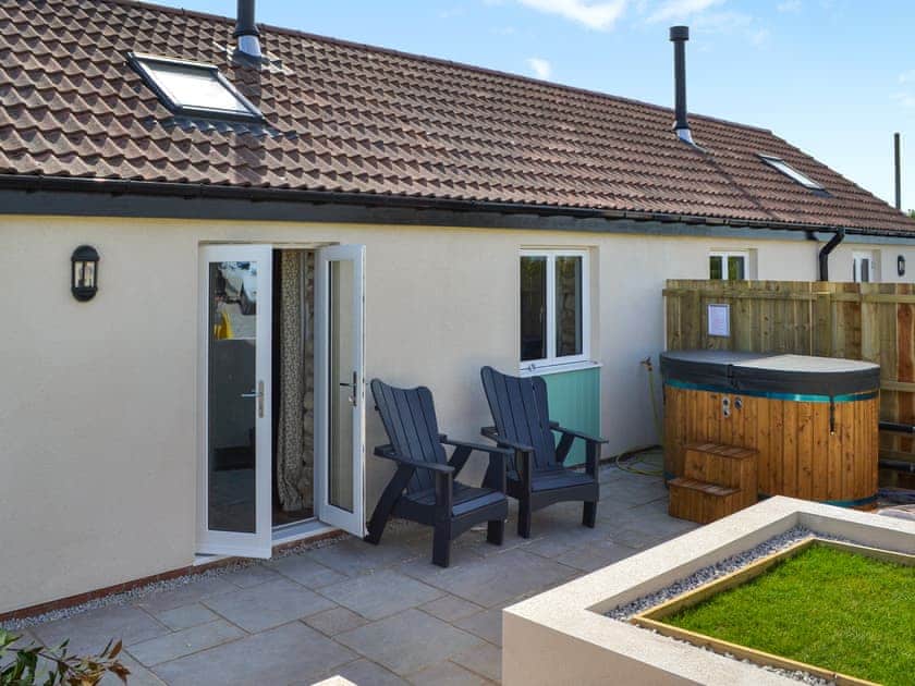 Exterior | Metlands Farm Holidays- The Dairy - Metlands Farm Holidays, Bempton, near Bridlington