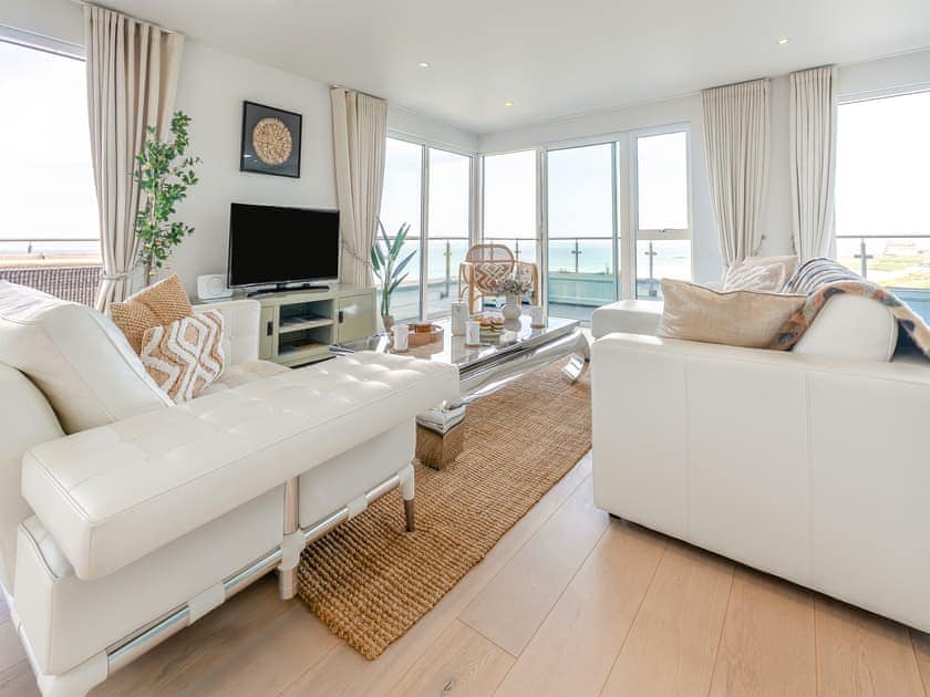 Open plan living space | Penthouse 14 Oceangate, Newquay