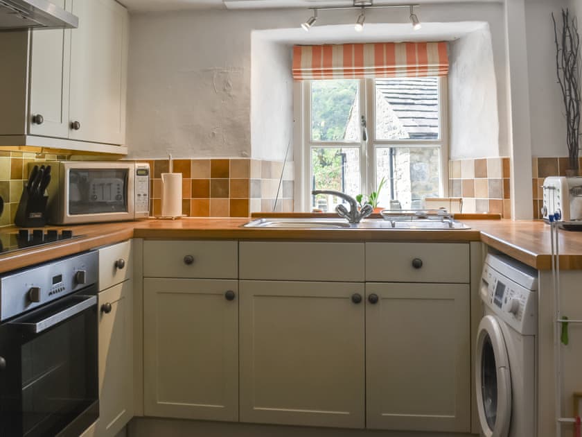 Kitchen | Horseshoe Cottage, Starbotton
