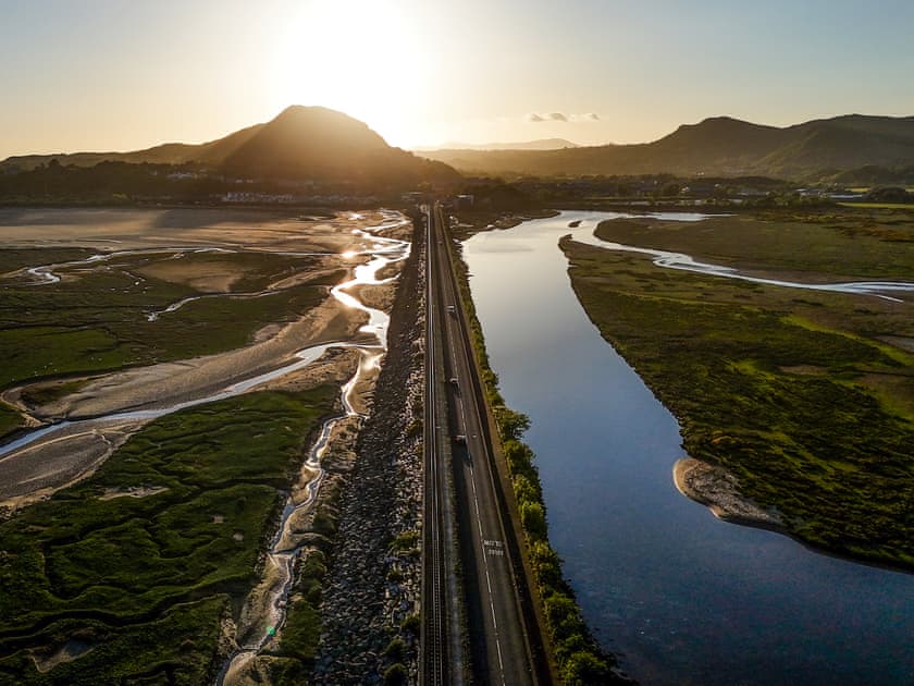 Sunset over the estuary | Bron Madog, Minffordd, near Porthmadog