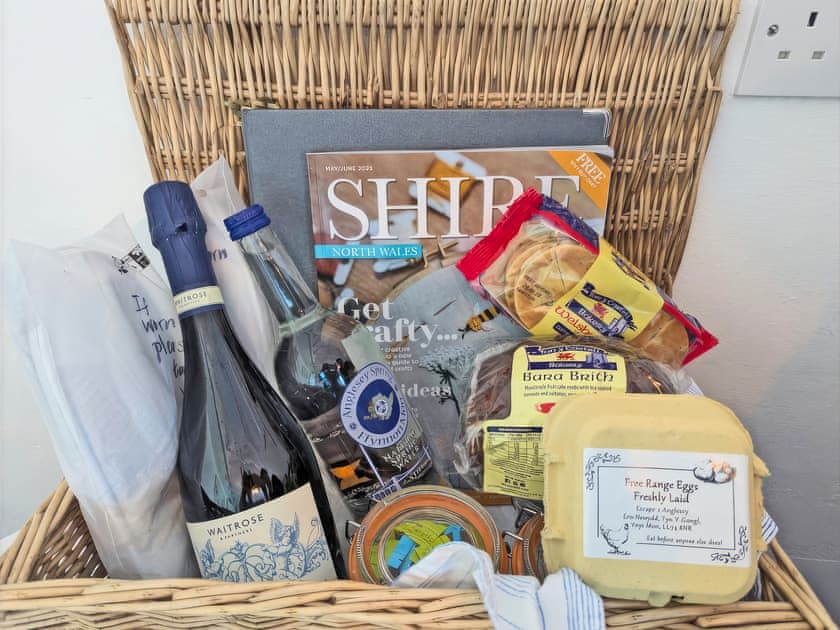 Welcome pack | Escape2Anglesey-Tan Goeden - Escape2Angelsey , Benllech