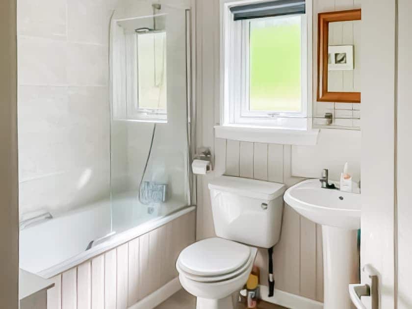 Bathroom | Tay Lodge, Aberfeldy