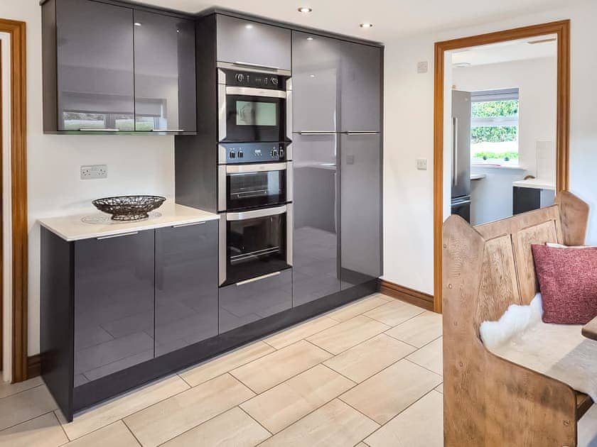 Kitchen/diner | Poplars Cottage, Usk