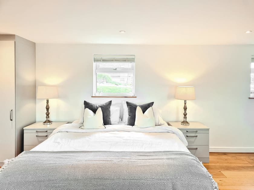 Double bedroom | Poplars Cottage, Usk