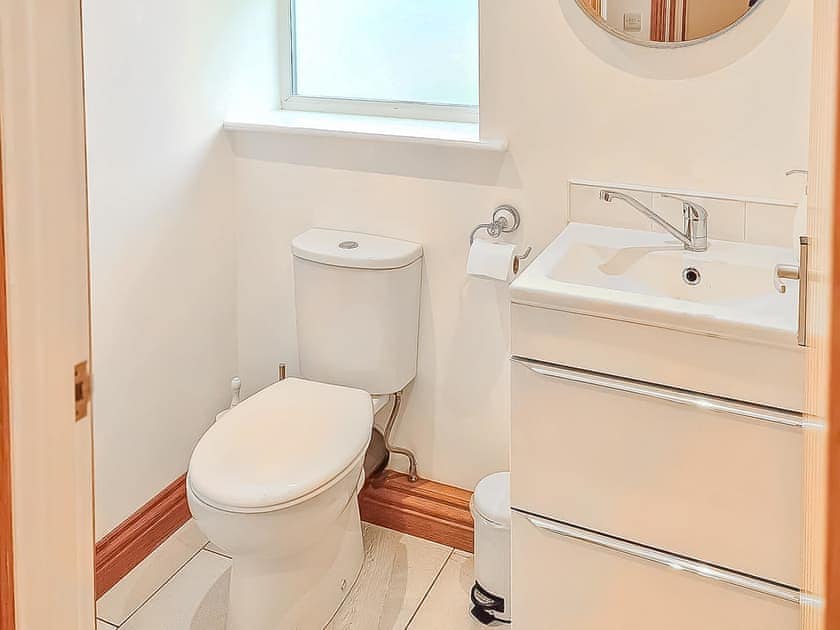 Bathroom | Poplars Cottage, Usk