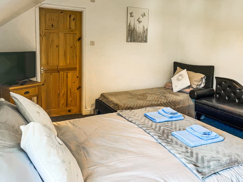 Double bedroom | Sherwood House Apartment 3, Bakewell
