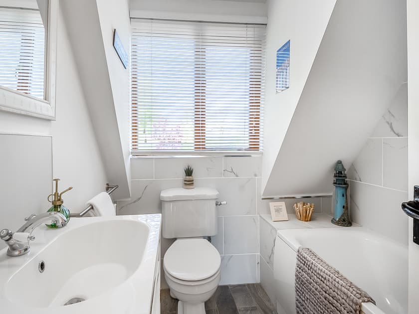 Bathroom | Chestnut Tree Barn, Ilketshall St Margaret near Bungay