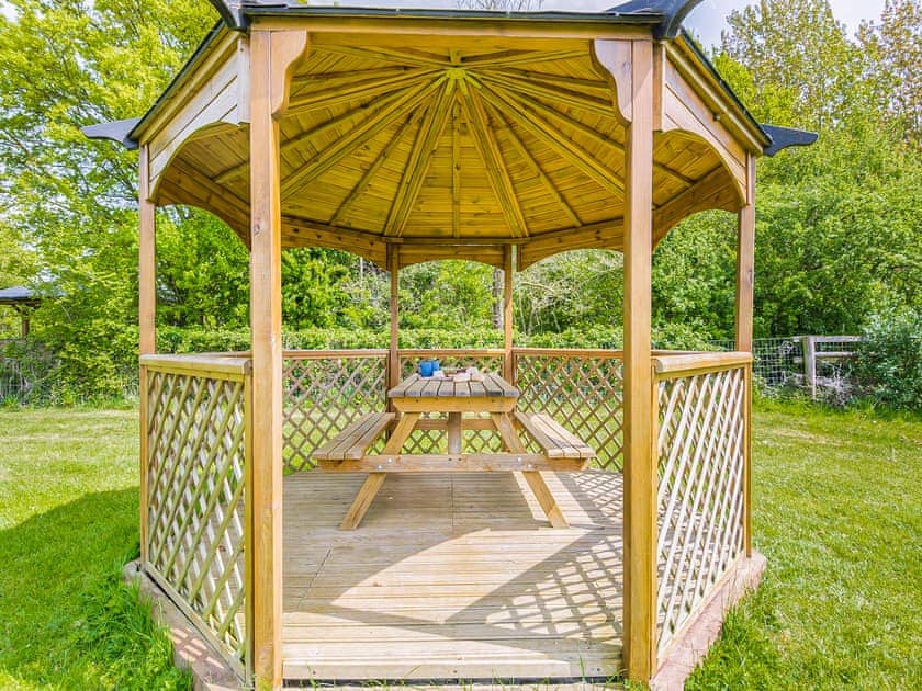 Outdoor | Treetops - Chestnut Tree Barns, Ilketshall St Margaret near Bungay