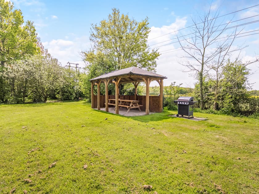 Outdoor | Treetops - Chestnut Tree Barns, Ilketshall St Margaret near Bungay