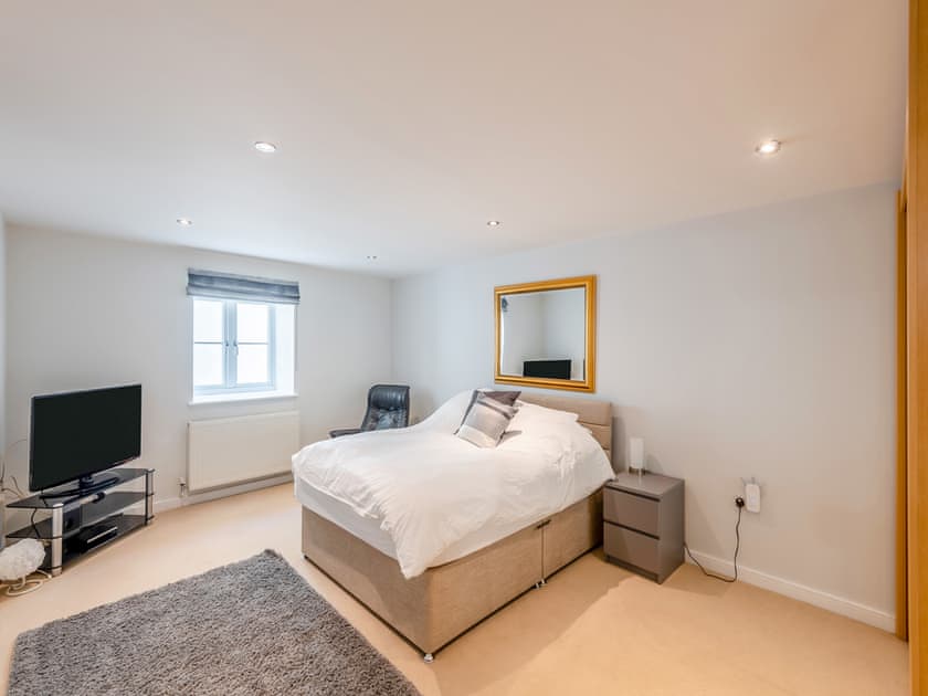 Double bedroom | Oversands, Torquay