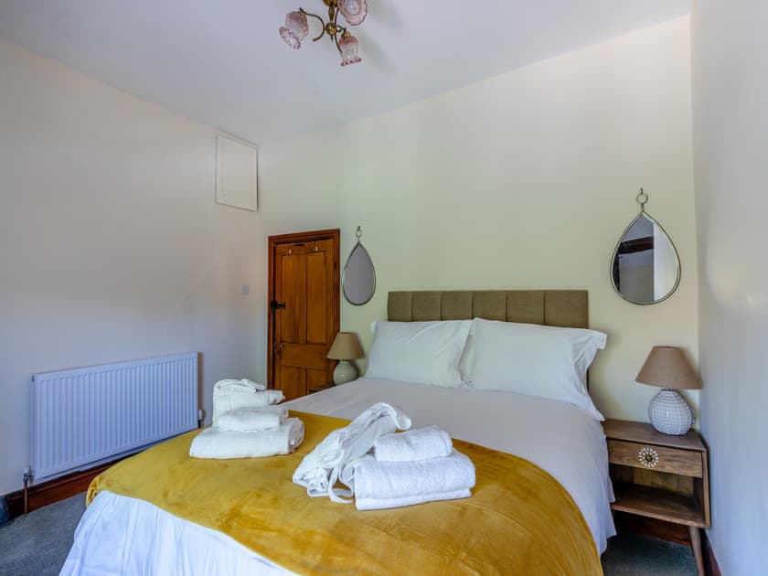 Double bedroom | Pete’s Place, Taunton