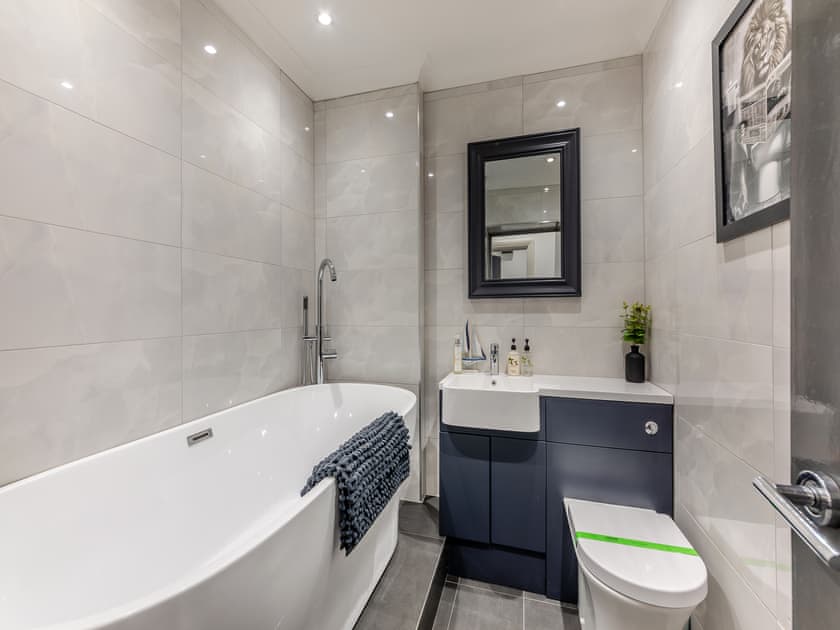 Bathroom | Riverview Retreat, Blackhall Mill, near Chopwell
