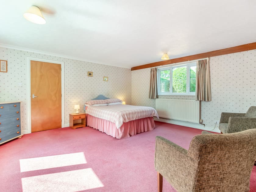 Double bedroom | The Hill Coachouse, Barrow-on-Trent