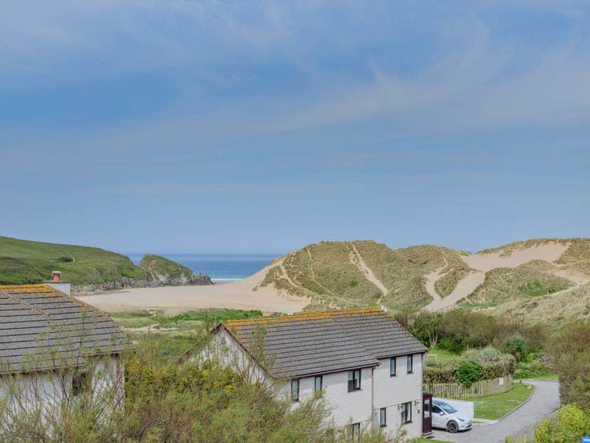 View | Blue Horizons - Bonnie View Beach Apartments, Holywell Bay