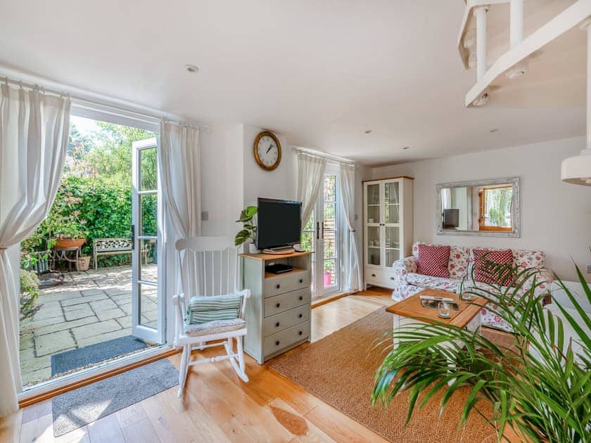Open plan living space | Candlewick Cottage, Lower Heyford, near Oxford