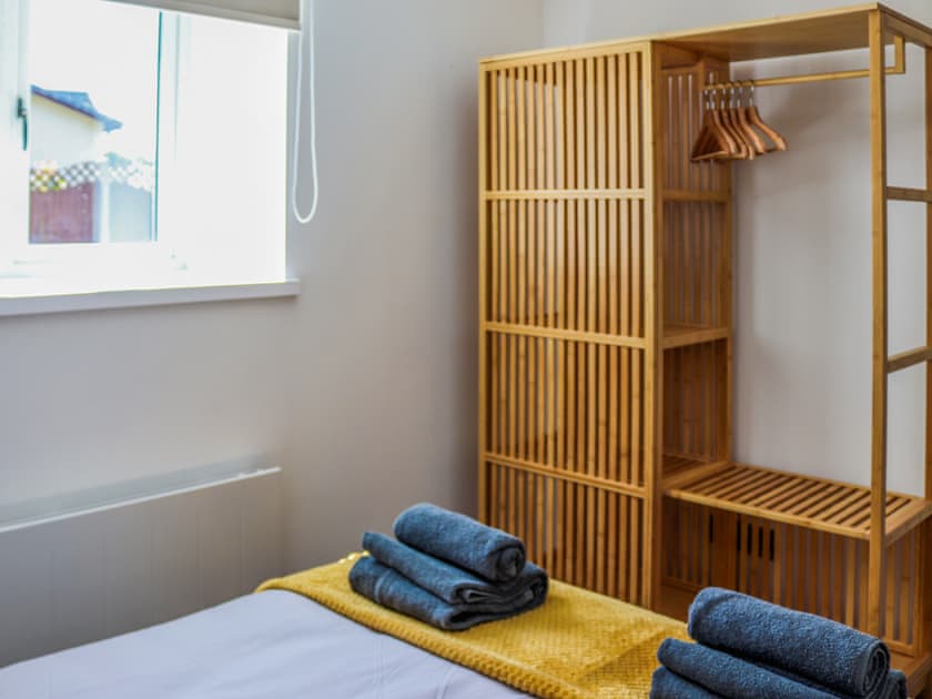 Double bedroom | Erddyn - Sarn Faen Cottages, Tal-y-Bont, near Barmouth