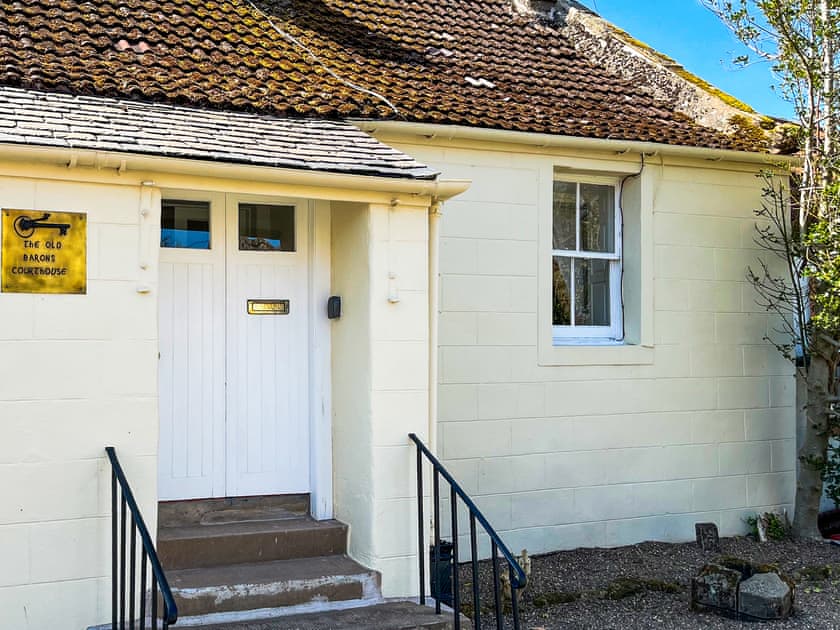 Exterior | The Old Baron’s Courthouse, Ceres, near St Andrews