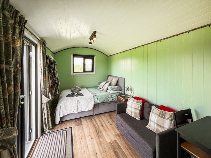 Open plan living space | Cwtch Winnie - Pen Cefn Farm, Abergele