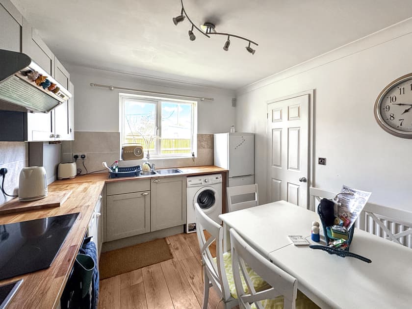 Kitchen/diner | Argonaut Beach House, Eccles on Sea