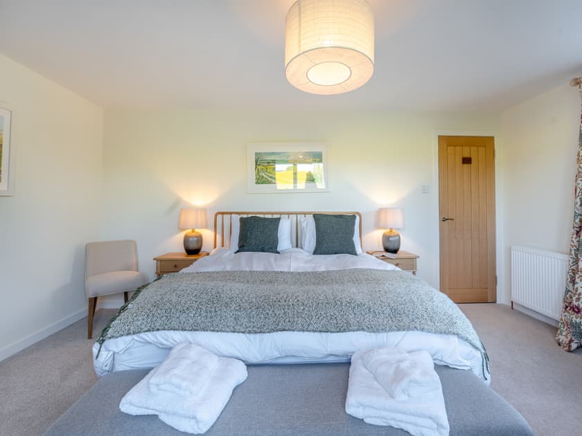 Double bedroom | Newbigging Farm Cottage, Auchterarder