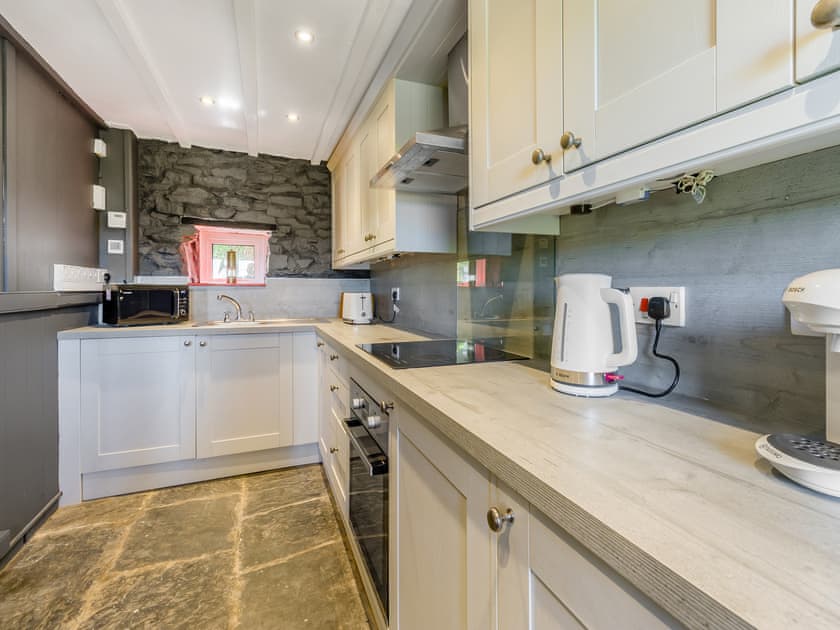 Kitchen | 3 Legged Duck Cottage, Ystrad Meurig