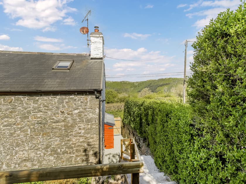 Outdoor | 3 Legged Duck Cottage, Ystrad Meurig